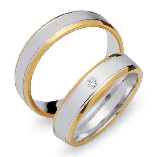 8ct yellow-white gold wedding rings with diamond