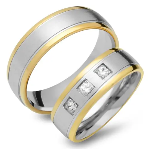 8ct yellow-white gold wedding rings 3 diamonds