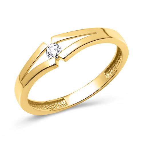 8ct yellow gold ring polished with zirconia