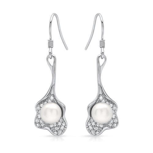 Sterling silver earring with pearl and zirconia