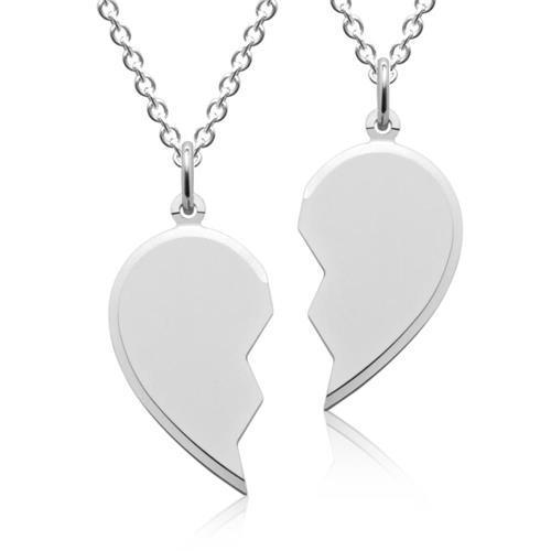 Silver necklaces with pendant