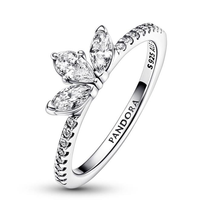 Ladies ring in sterling silver with cubic zirconia