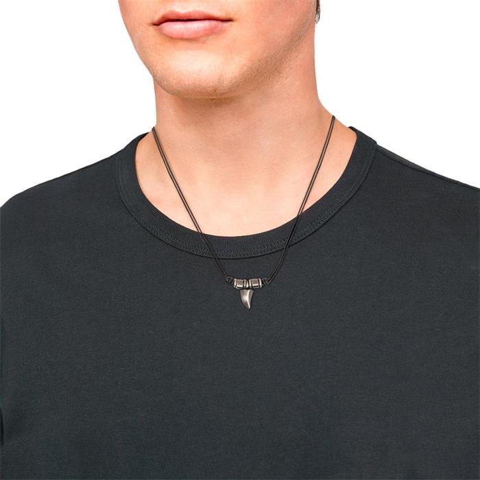 Men's necklace with shark tooth pendant in leather, stainless steel