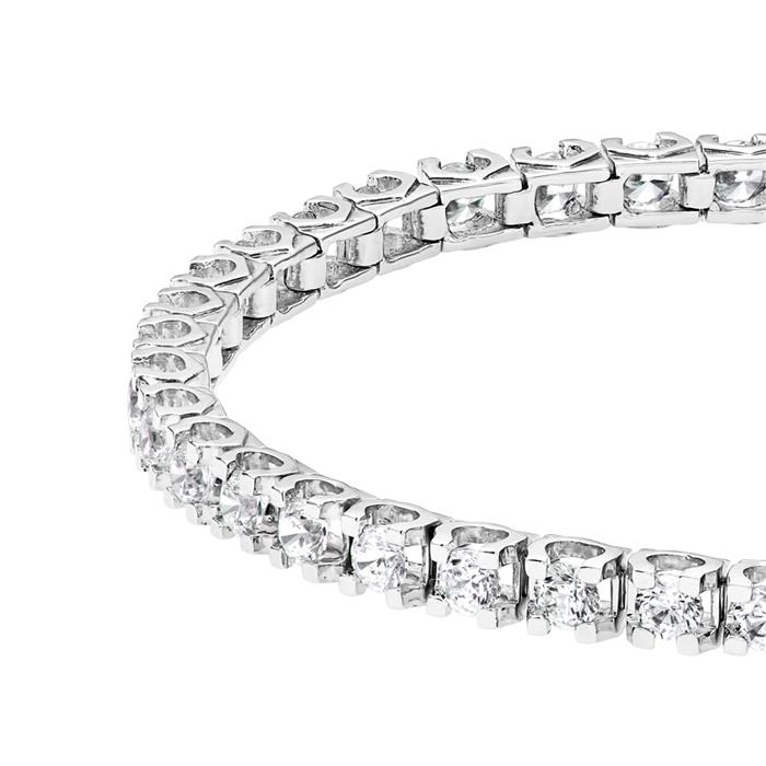 Tennis bracelet in white gold or platinum with diamonds