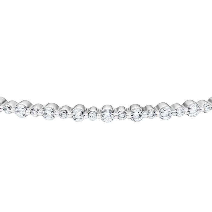 Diamond bangle for ladies in white gold or platinum