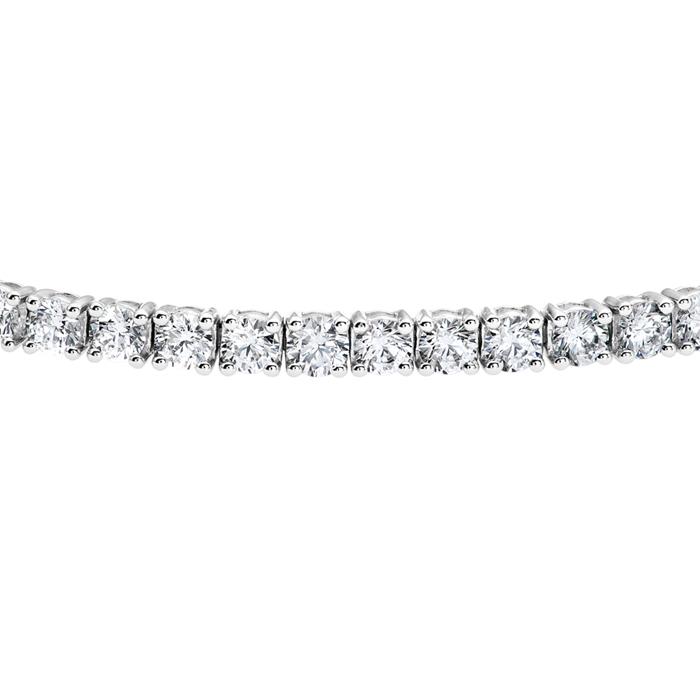 Lab grown Rivière bracelet in white gold or platinum