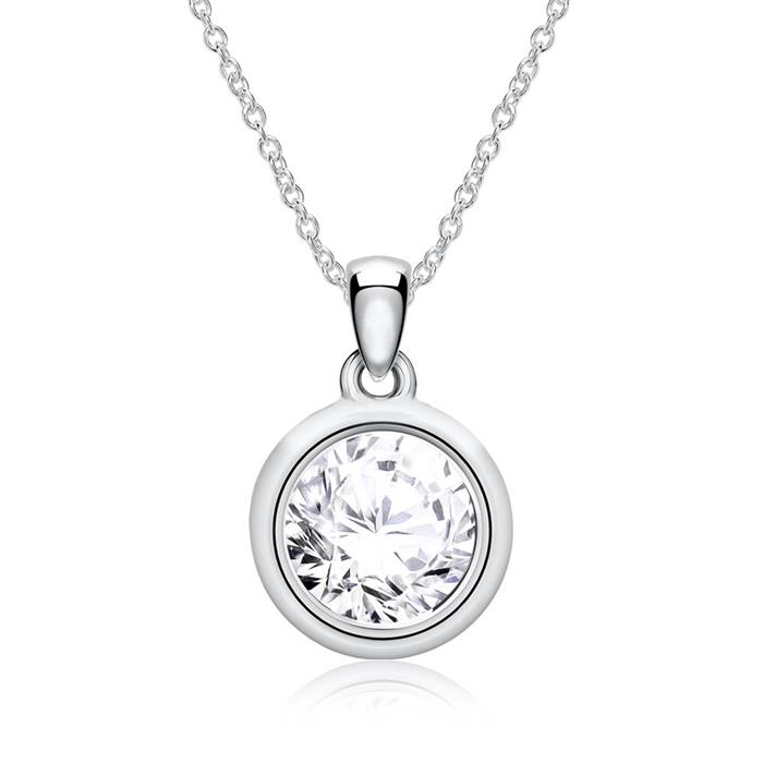 Diamond pendant in 14 carat white gold