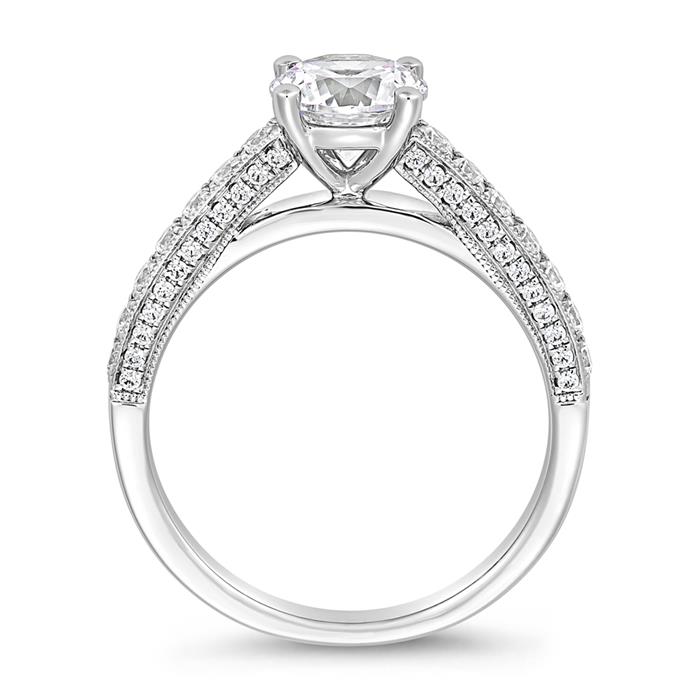 Engagement ring with diamonds in white gold or platinum