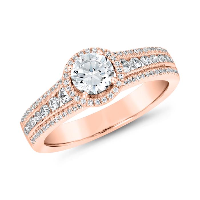 Engagement ring in rose gold with lab grown diamonds