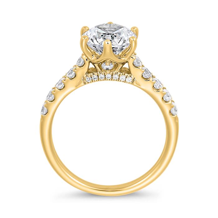 Engravable engagement ring in yellow gold with diamonds