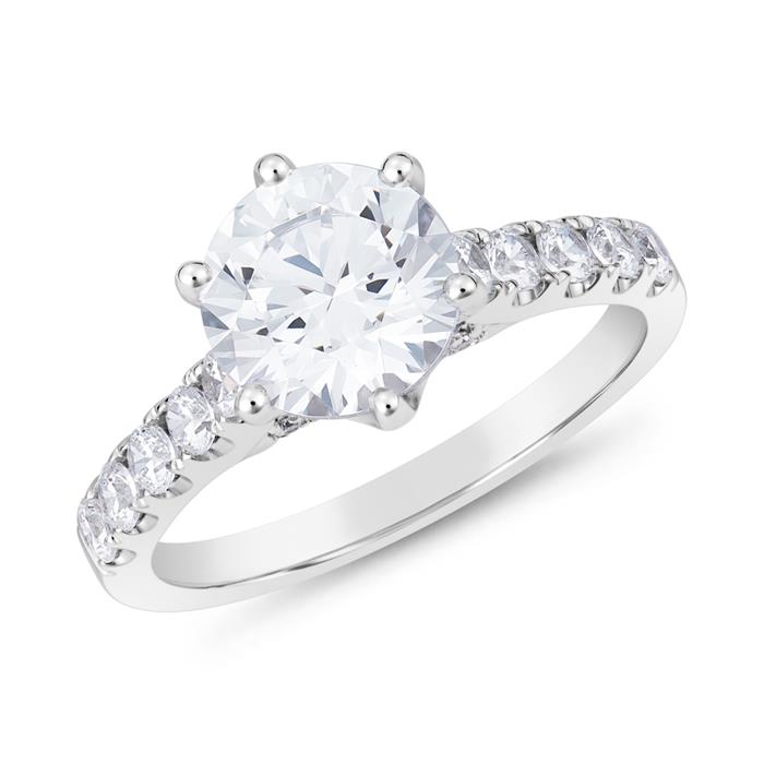 Lab grown diamond ring in white gold or platinum