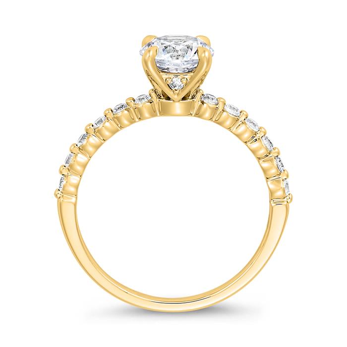 Engagement ring with lab grown diamonds in yellow gold