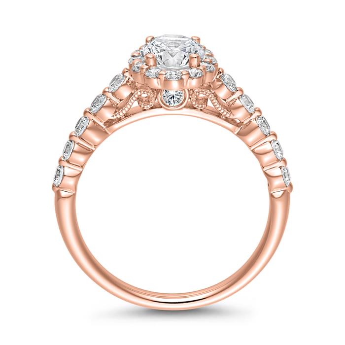 Engagement ring with diamonds in rose gold