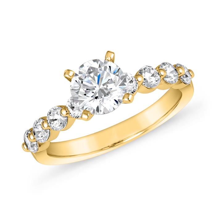 Engagement ring set with diamonds in yellow gold