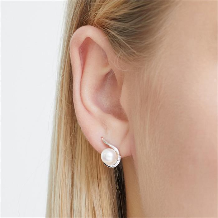 Stud earrings 14ct white gold 8 diamonds 0,05ct