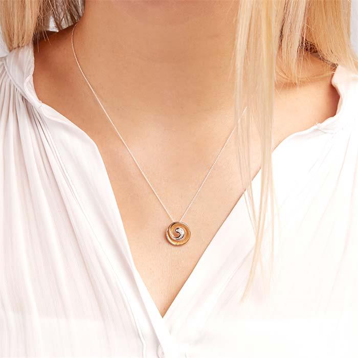14ct white gold necklace spiral 2 diamonds