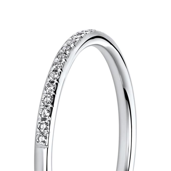 Diamond ring in 18ct white gold diamonds
