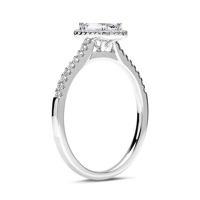 18ct white gold ring with diamonds