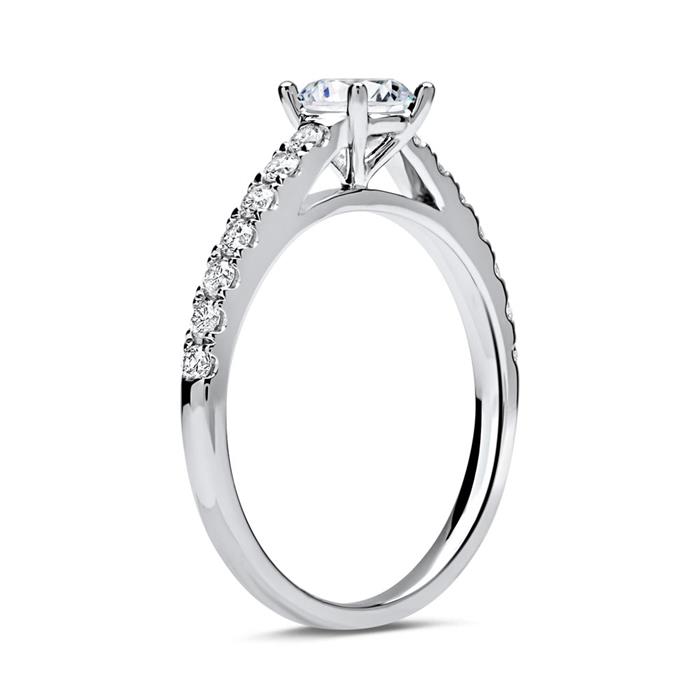 Engagement ring 950 platinum with diamonds