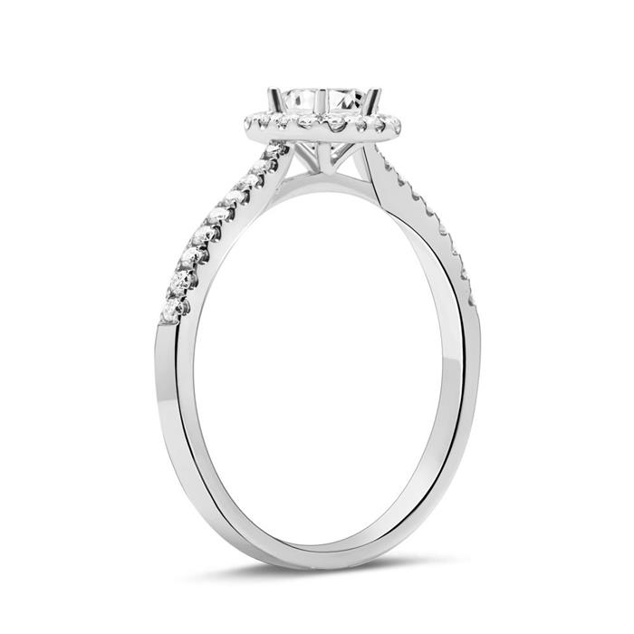 18ct white gold ring with diamonds