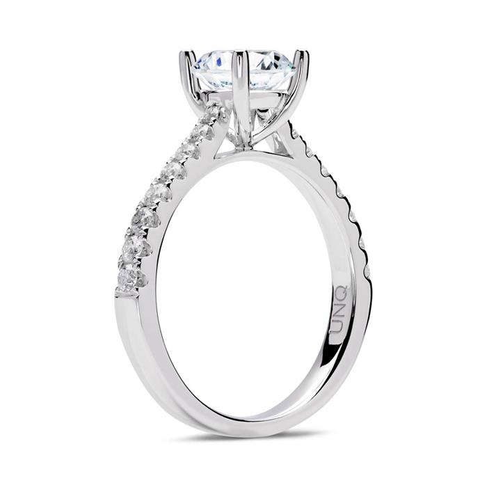 Ring 950 platinum with diamonds