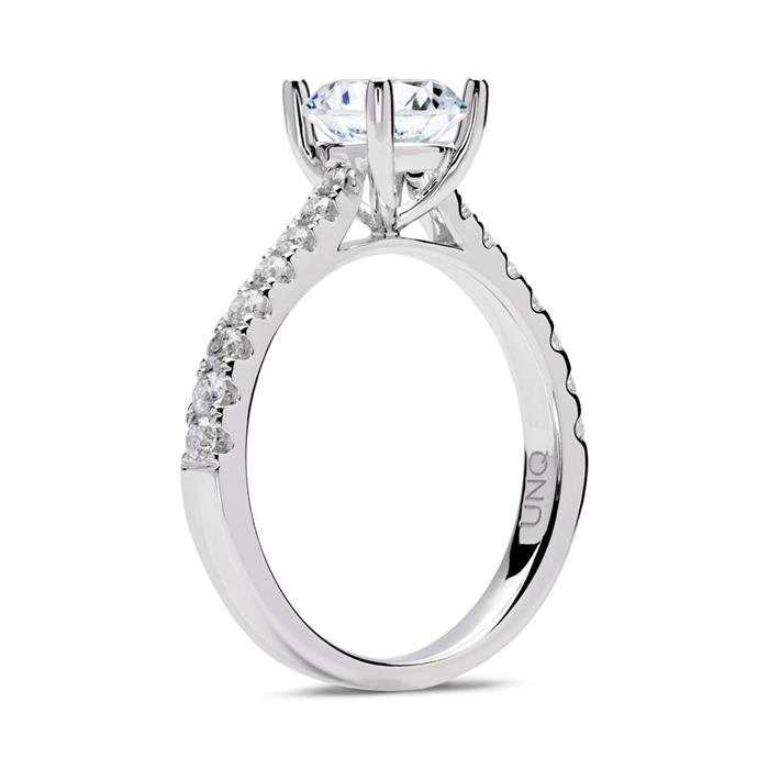 Anillo 14 quilates oro blanco con diamantes