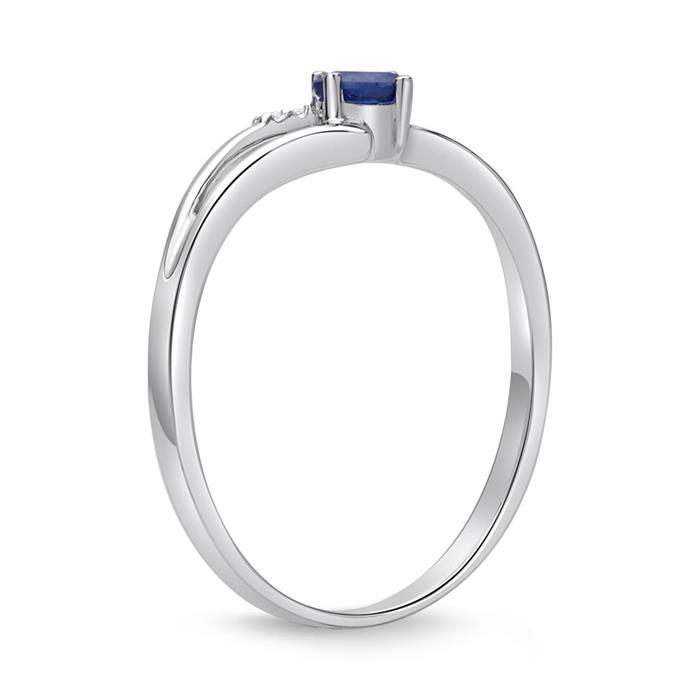 14ct white gold ring with 5 diamonds and sapphire
