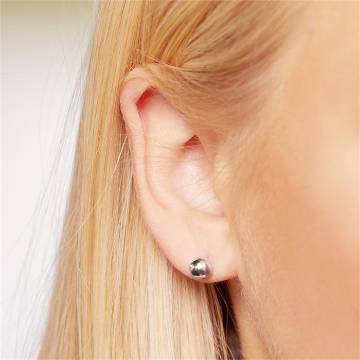 Stainless steel ear studs, spherically polished
