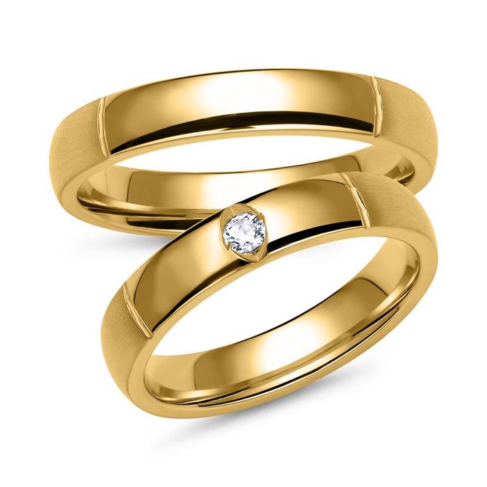 Gold wedding rings with diamond