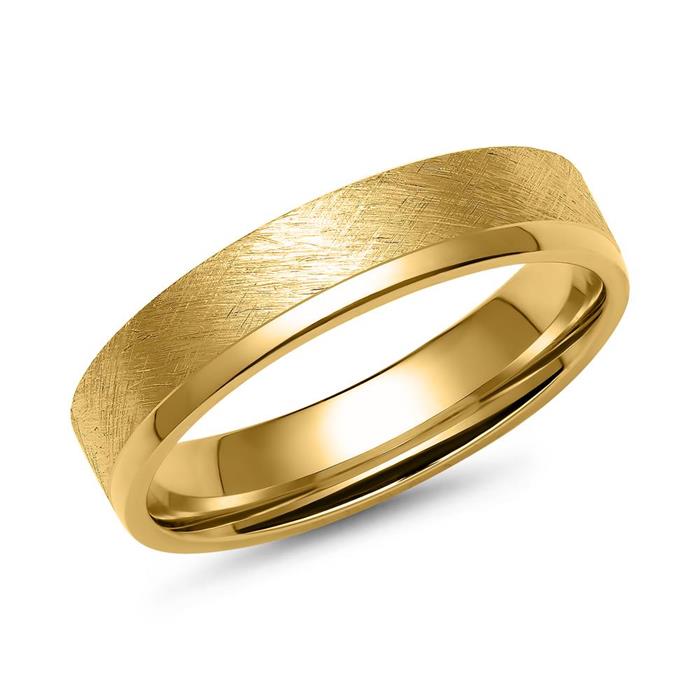 Gold wedding rings with diamond