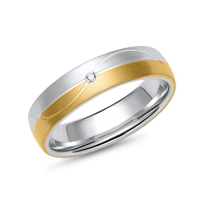 Yellow and white gold wedding rings with diamond