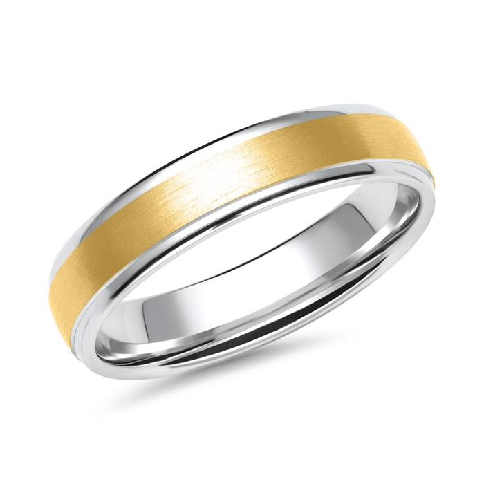 White and yellow gold wedding rings with diamond