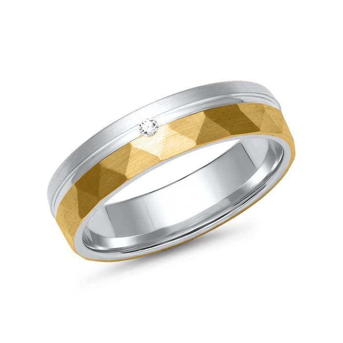 Wedding rings in white and yellow gold with diamond