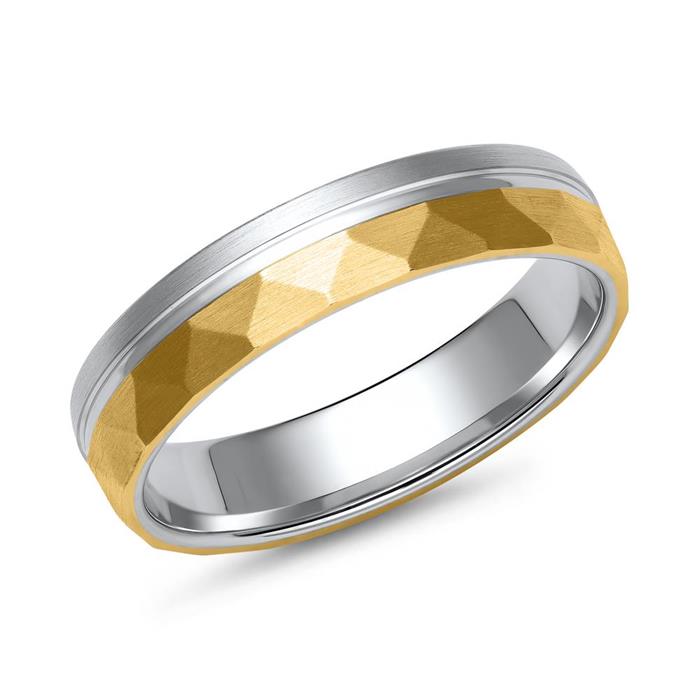 Wedding rings in white and yellow gold with diamond