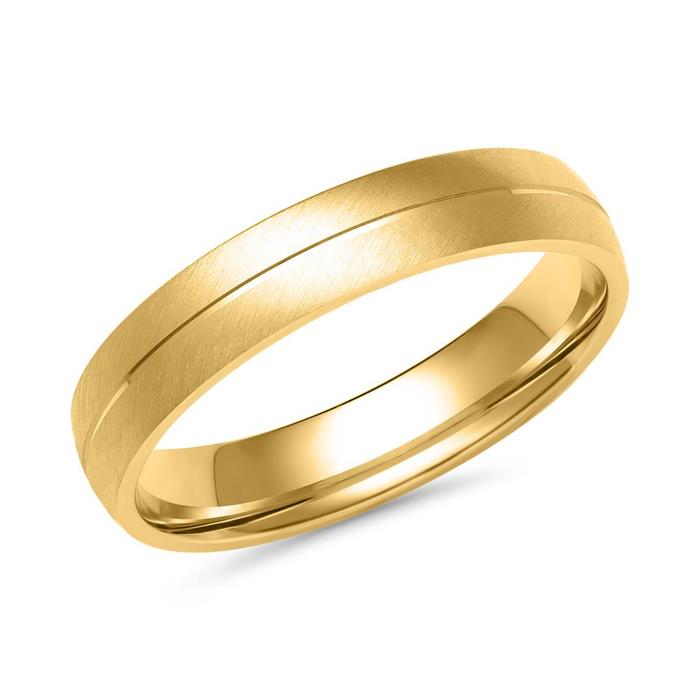 Wedding rings in gold with diamond