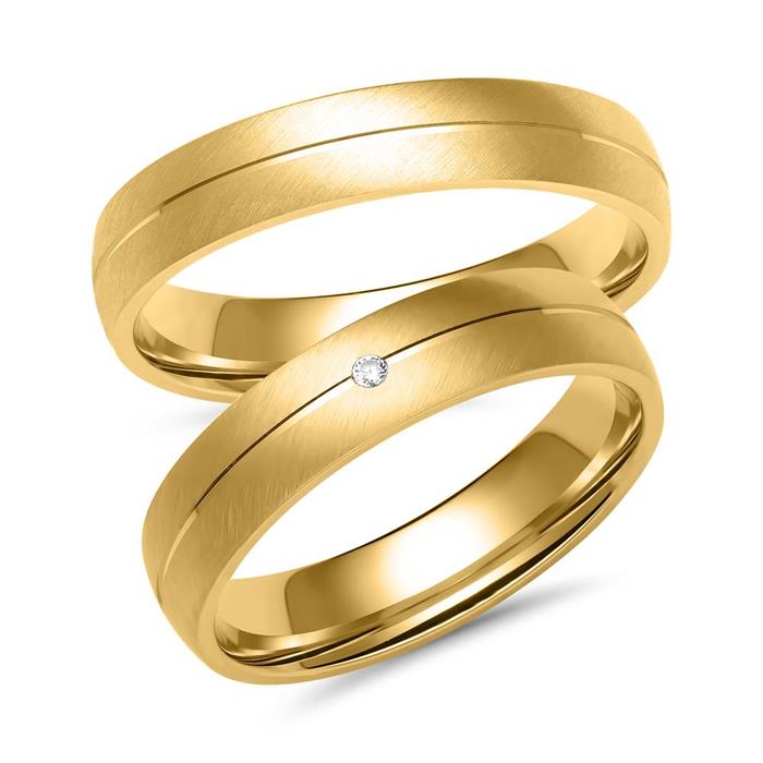 Wedding rings in gold with diamond