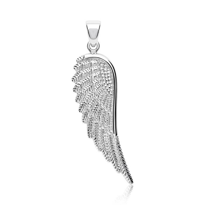 Chic 8ct gold pendant silver wings