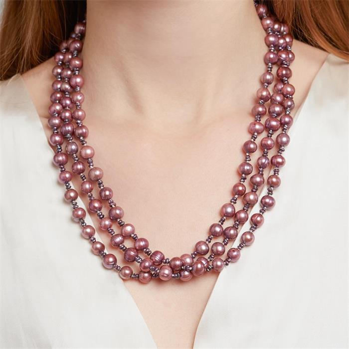 Genuine pearl necklace made of freshwater pearls