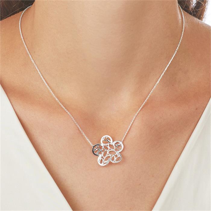 Flower necklace in sterling sterling silver
