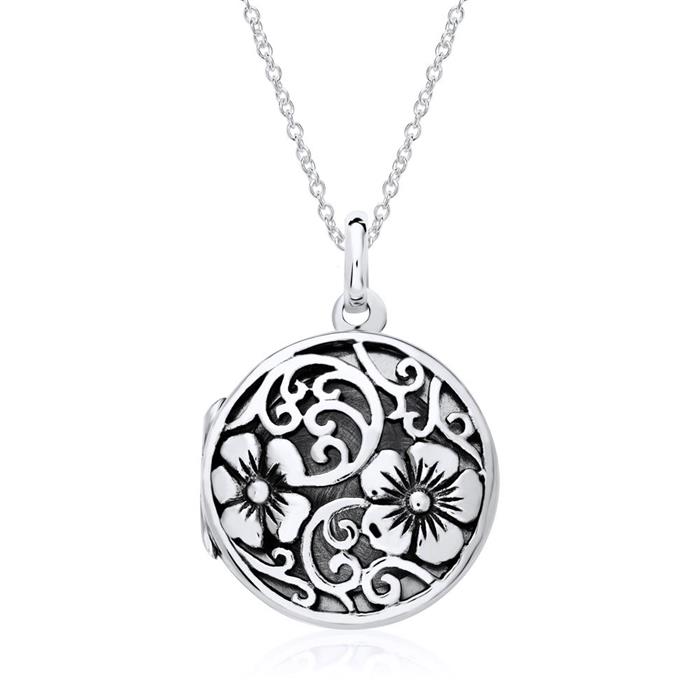 Necklace and engravable medallion in sterling silver