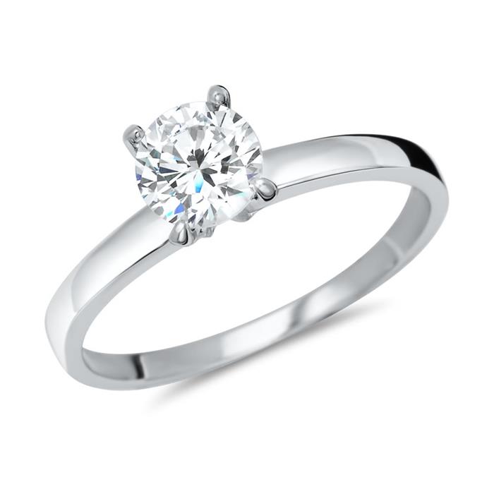 Sterling silver ring with zirconia