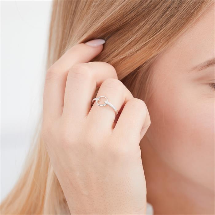 Ladies ring in sterling silver with zirconia