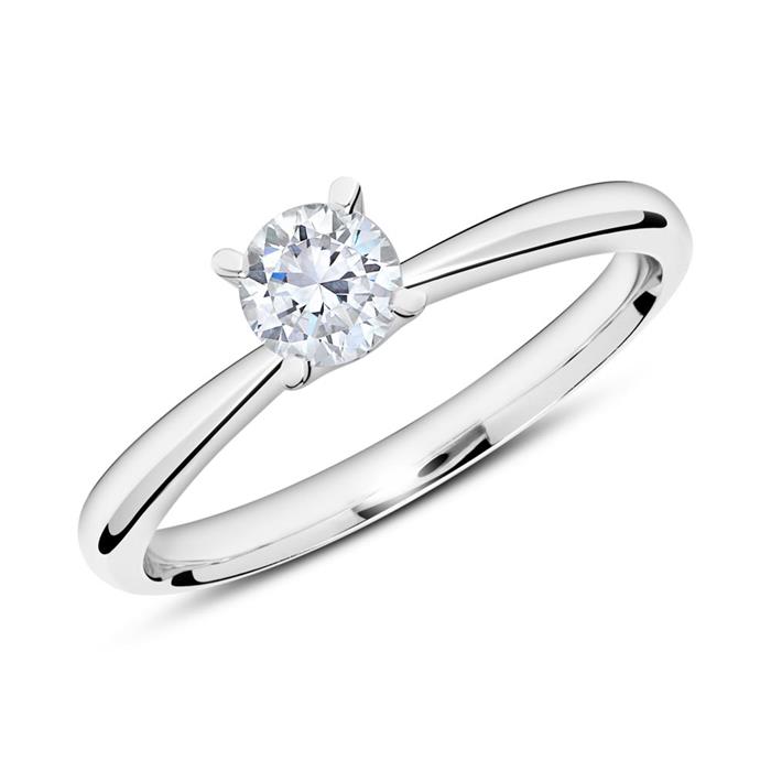 Ring in 18ct white gold with diamond 0,50 ct.