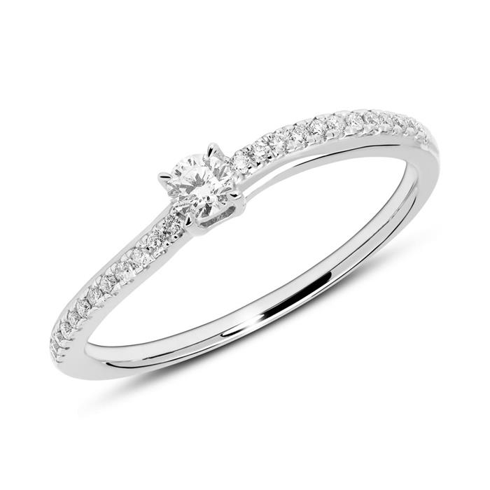 Diamond ring in 14 carat white gold