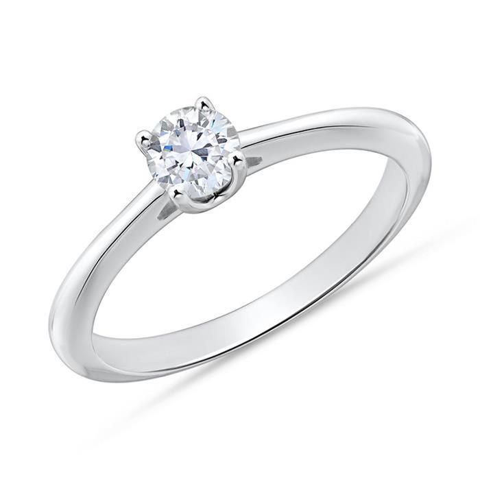 Solitaire ring in 18ct white gold with diamond