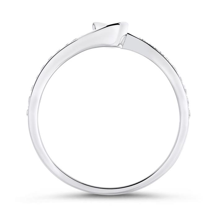 Diamond ring in 18ct white gold