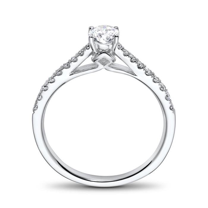 18K white gold engagement ring with diamonds, approx. 0.30 ct.