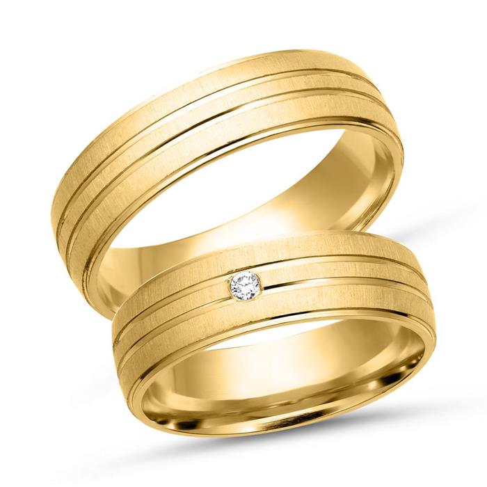 Wedding rings 8ct yellow gold with diamond