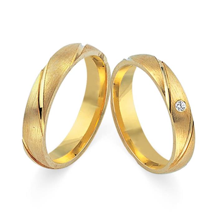 Wedding rings 8ct yellow gold with diamond