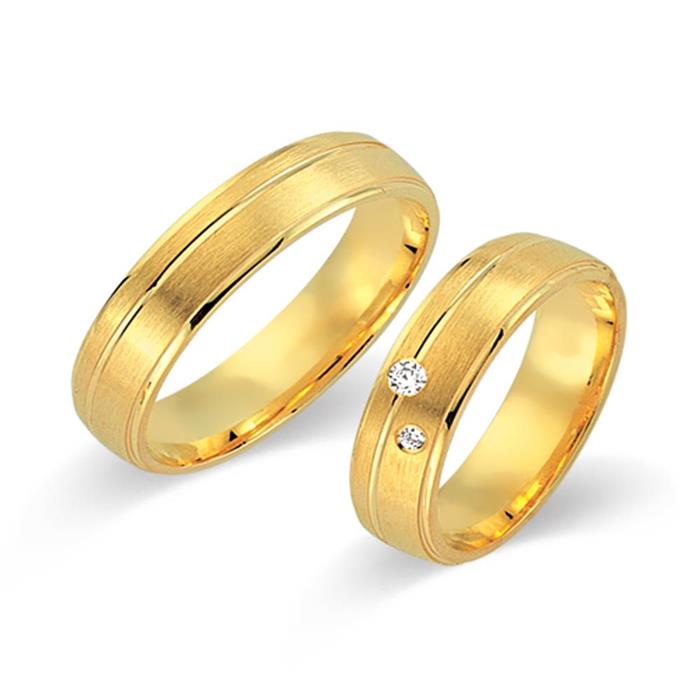 Wedding rings 8ct yellow gold 2 diamonds